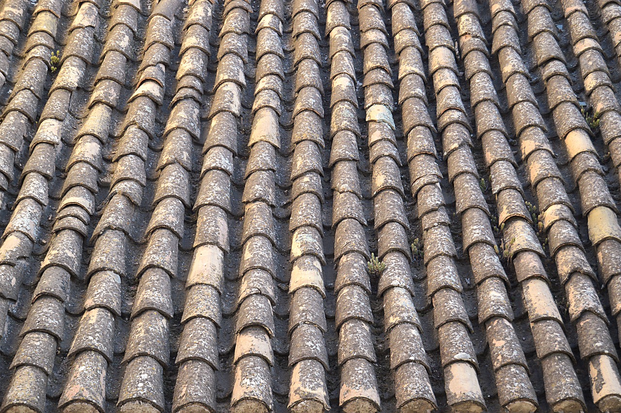 Image - texas clay tiles roof rustic old