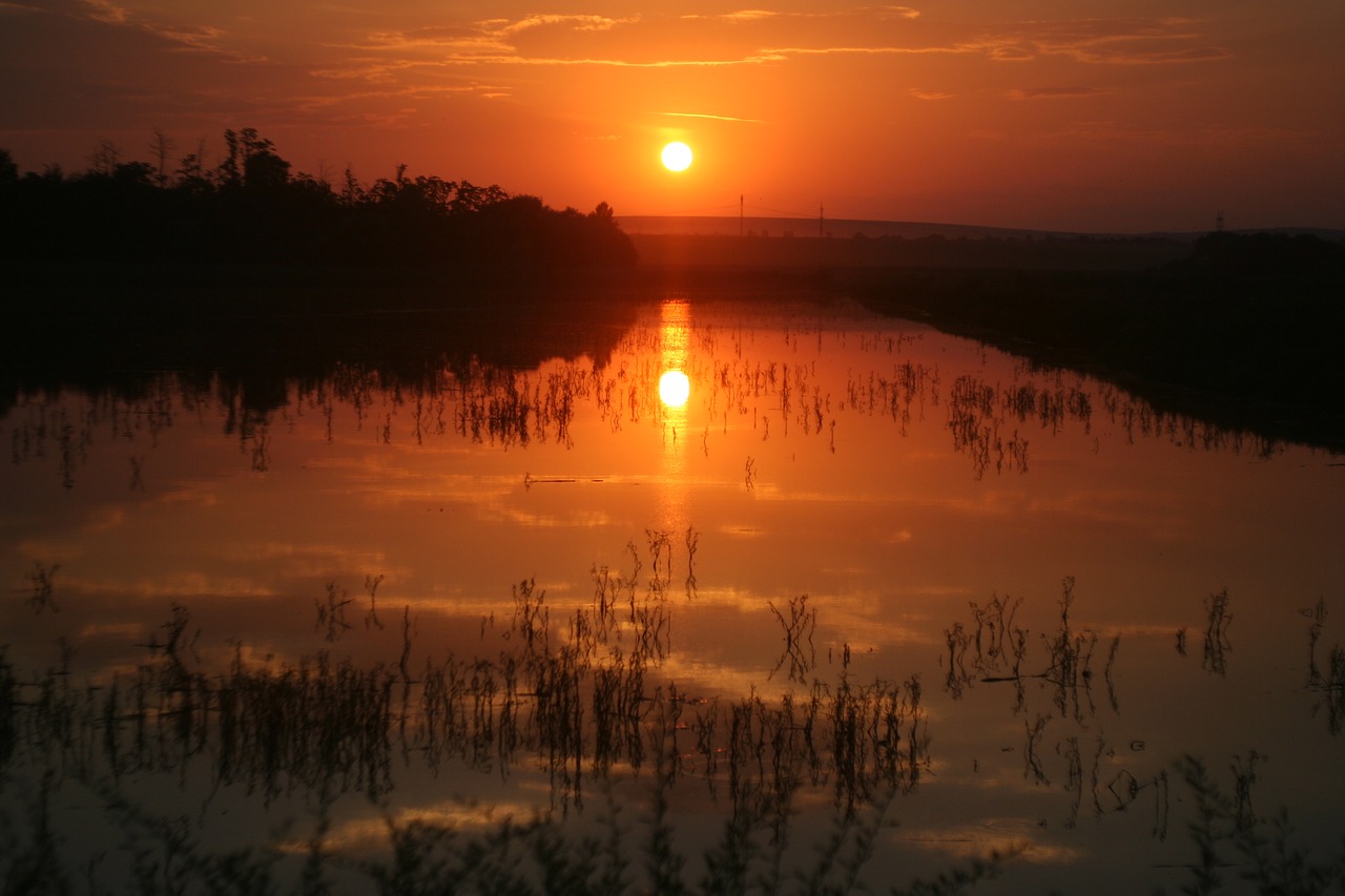 Image - sunset lake romania