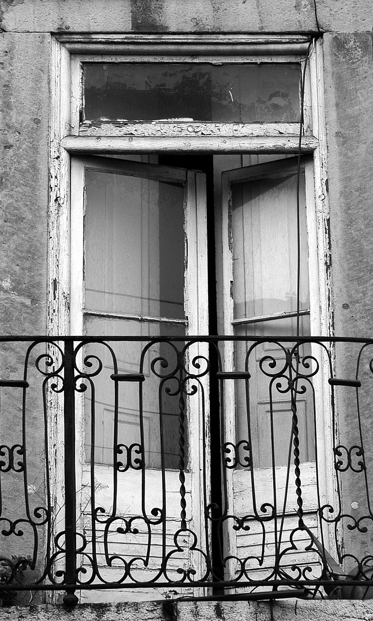 Image - urban window architecture portugal