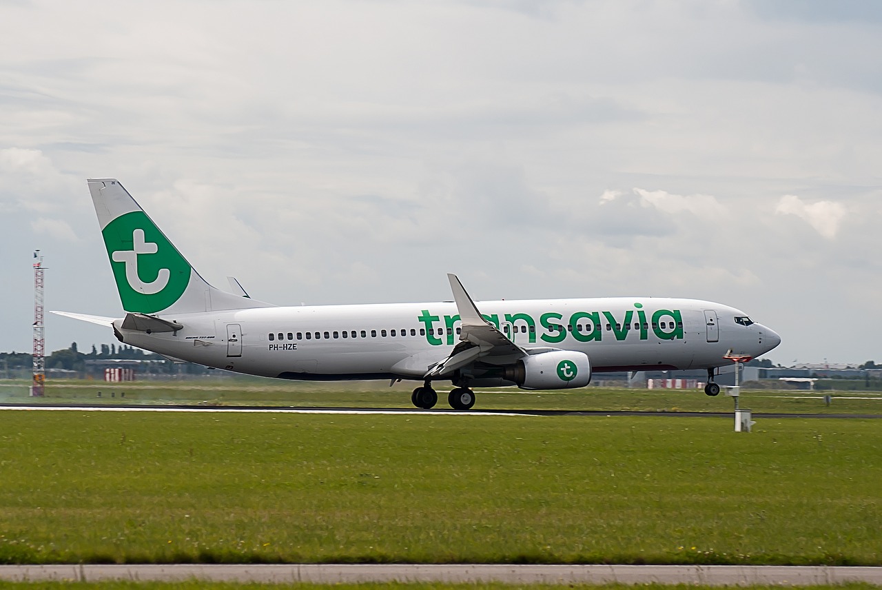Image - plane runway airline transavia