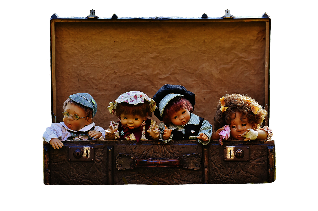 Image - dolls children luggage antique