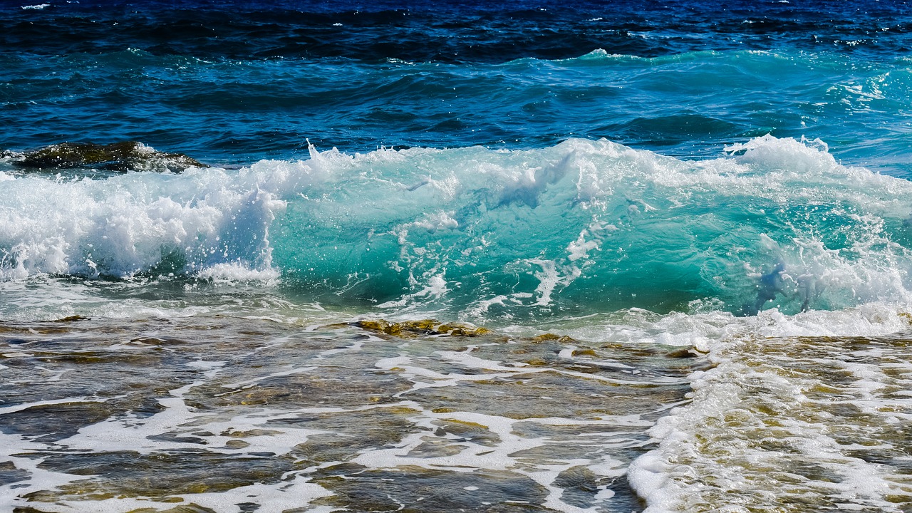 Image - wave water liquid spray foam sea