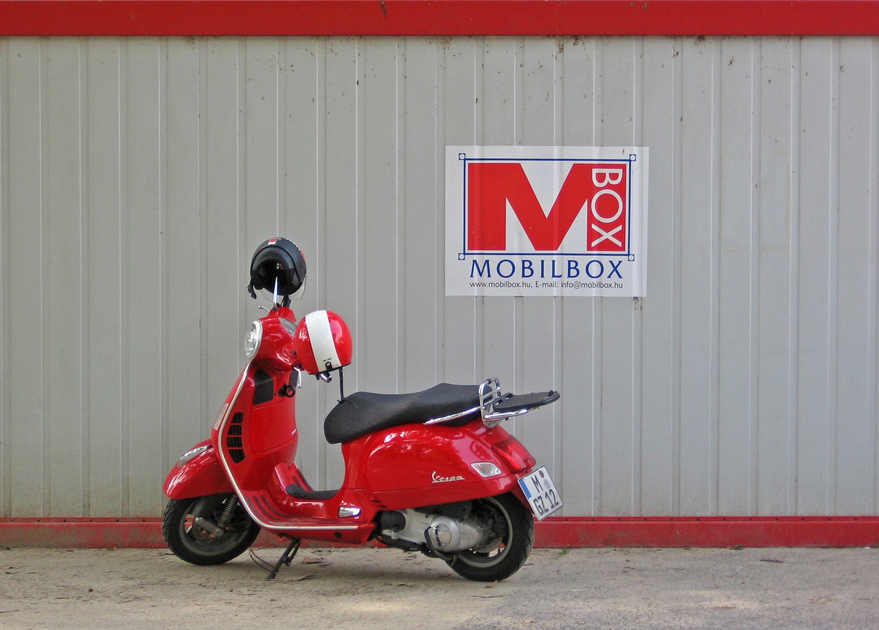 Image - street motorcycle esztergom