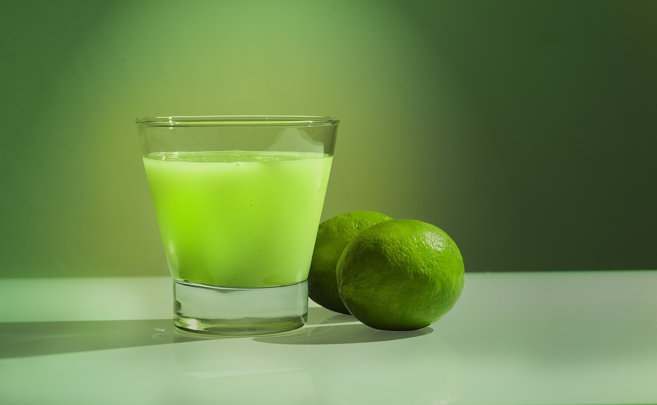 Image - caipirinha lemon brazil lemonade