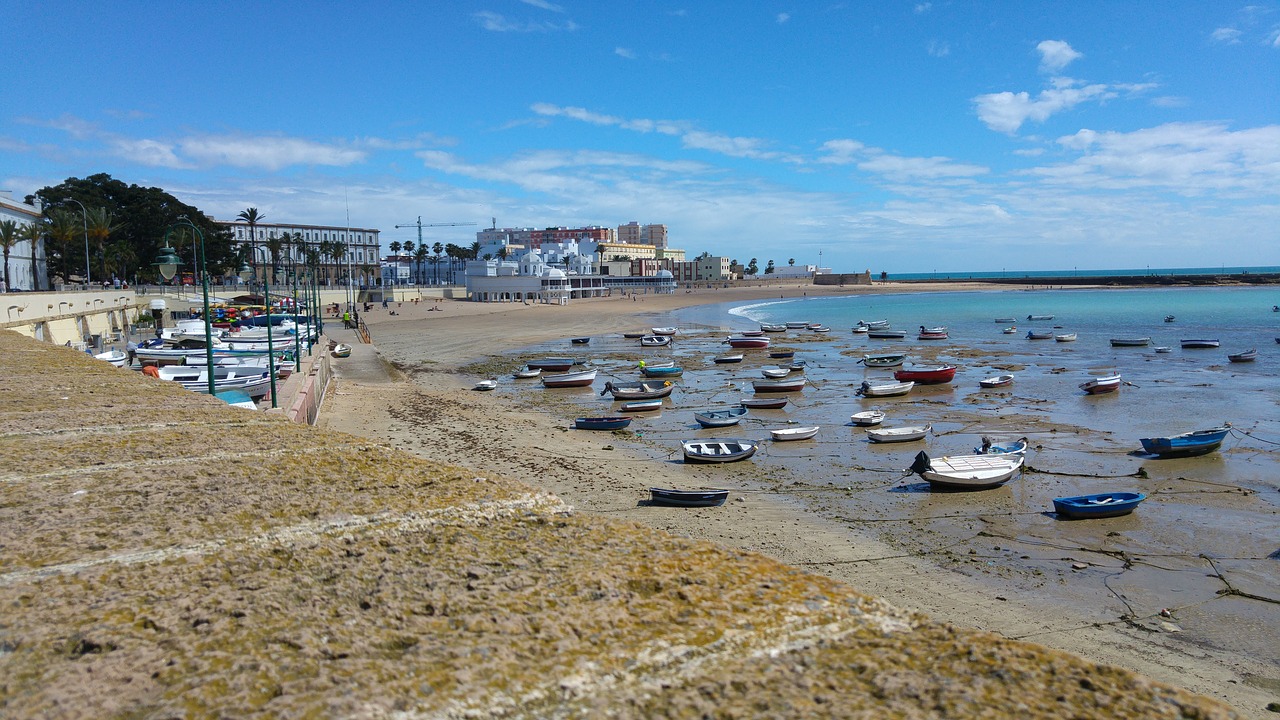 Image - cadiz eb boats