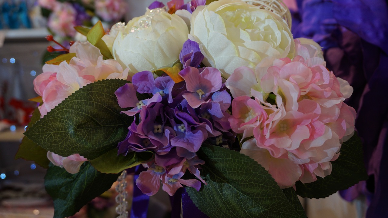 Image - wedding flowers bouquet white