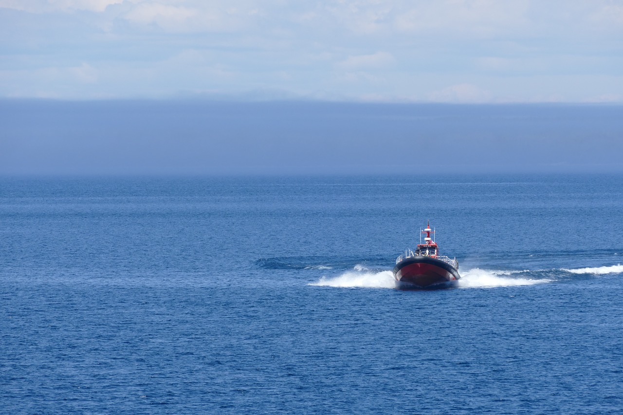 Image - boat sea rescue speed lake