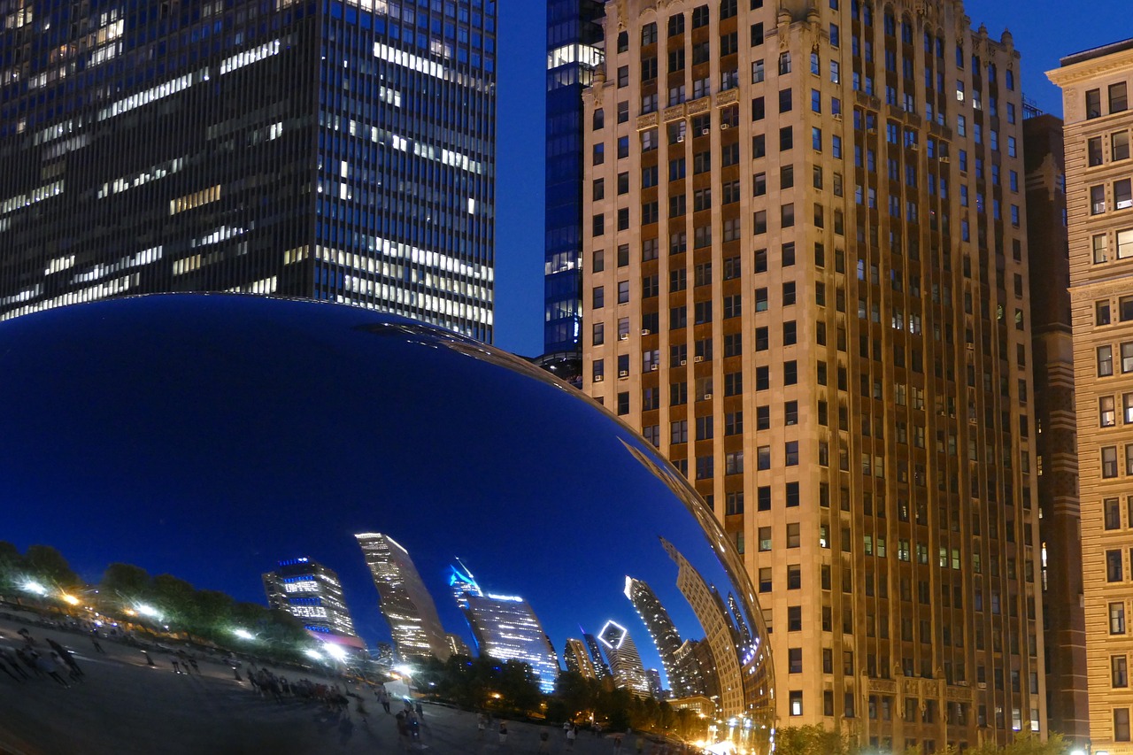 Image - chicago dusk evening skyscraper