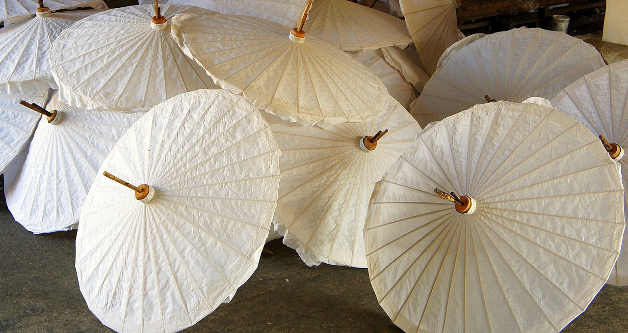 Image - paper umbrella manufacture