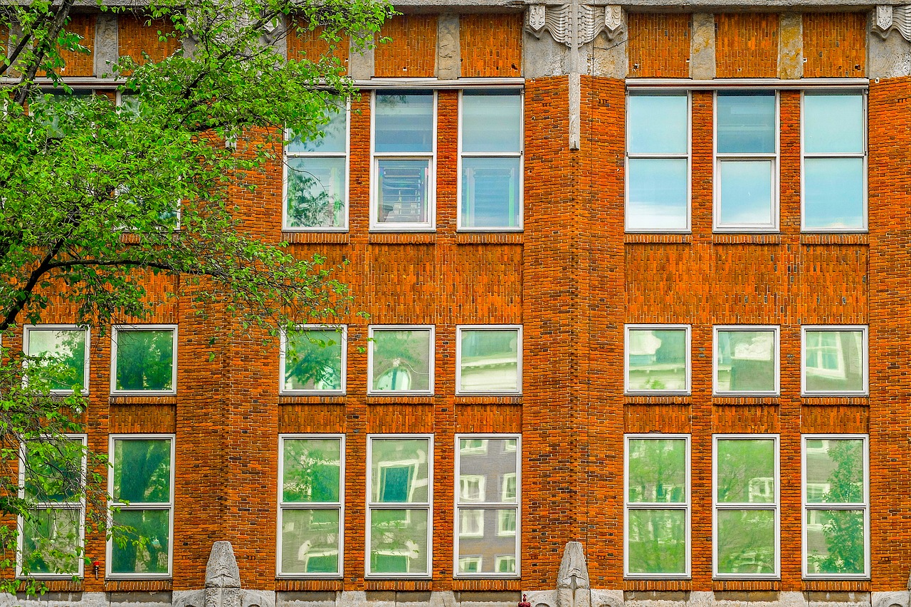 Image - building house facade brick