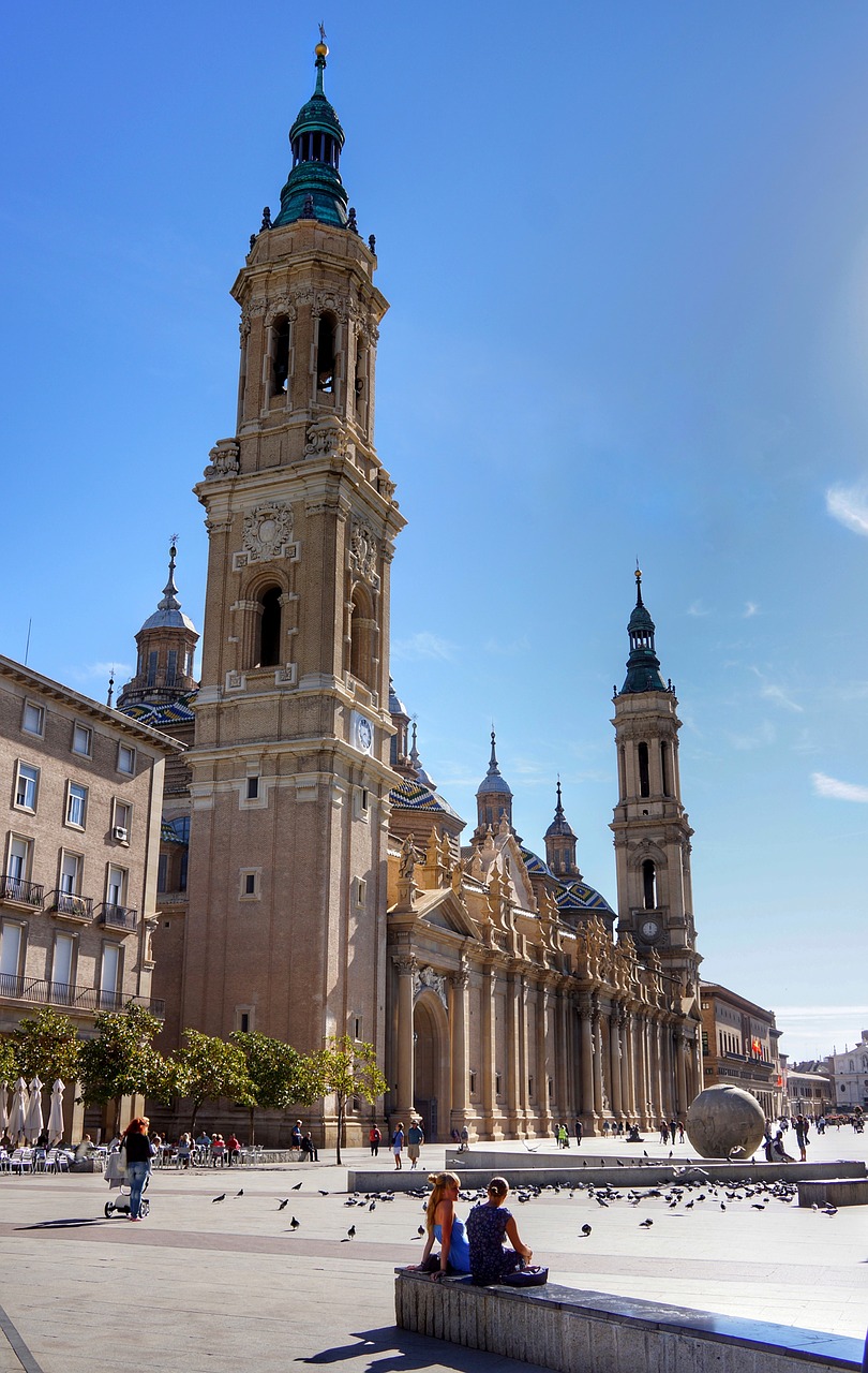 Image - zaragoza main square church spain