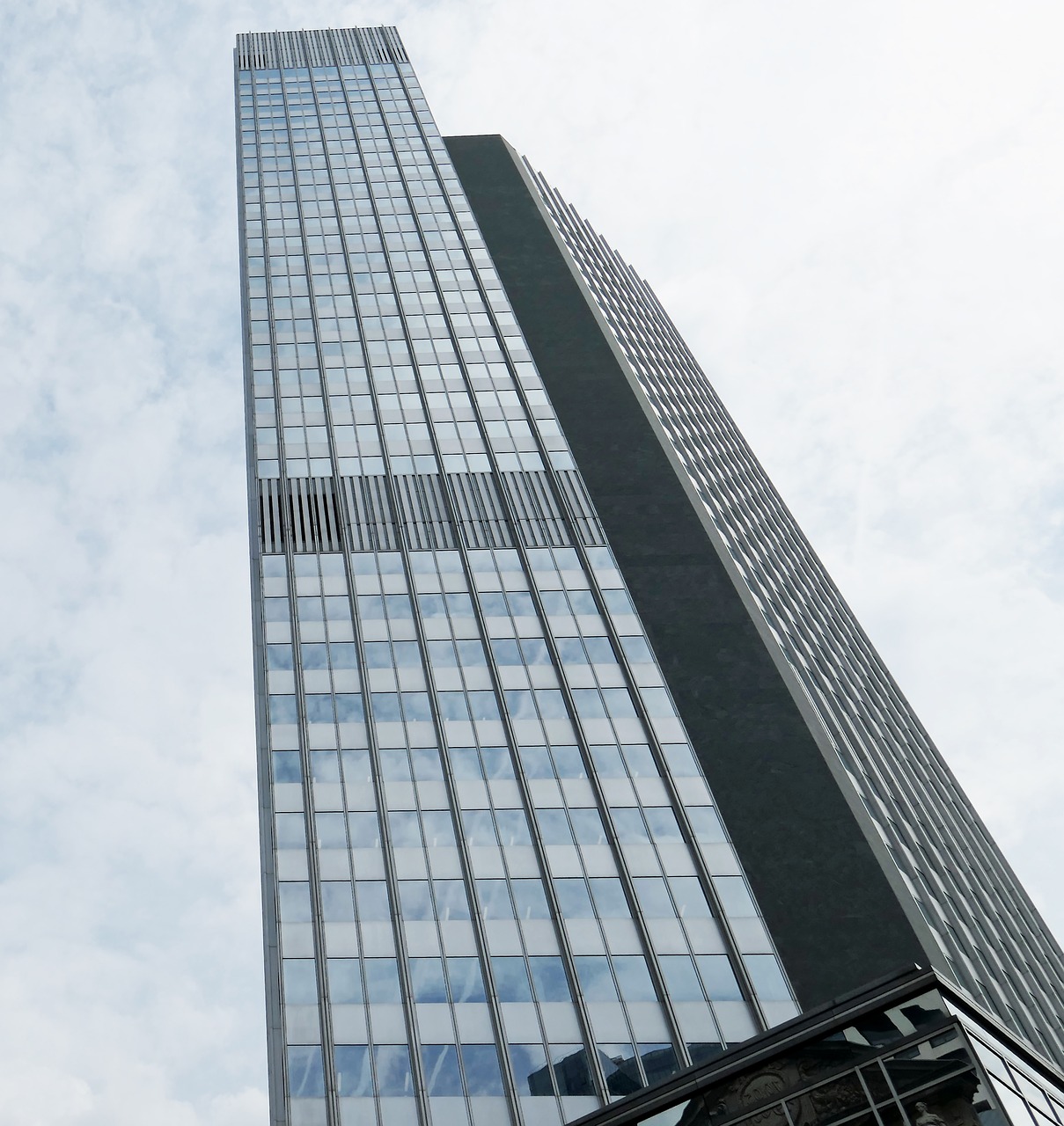 Image - skyscraper glass facade building