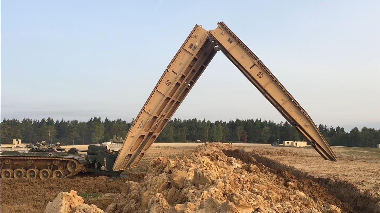 Image - armored bridge layer bridge layer
