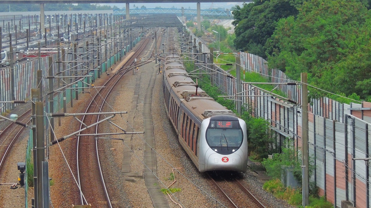 Image - hongkong train city transportation