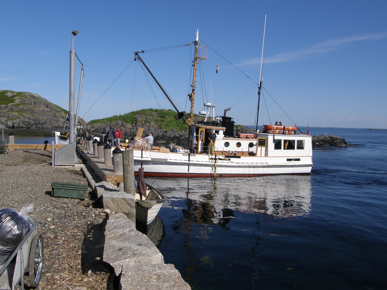 Image - mohegan island maine atlantic