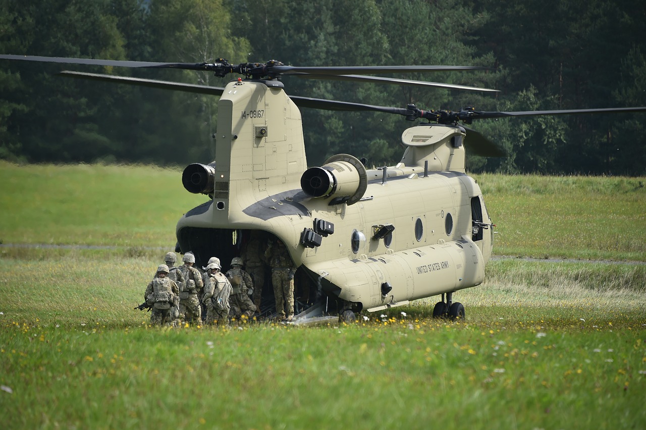 Image - army soldiers helicopter training