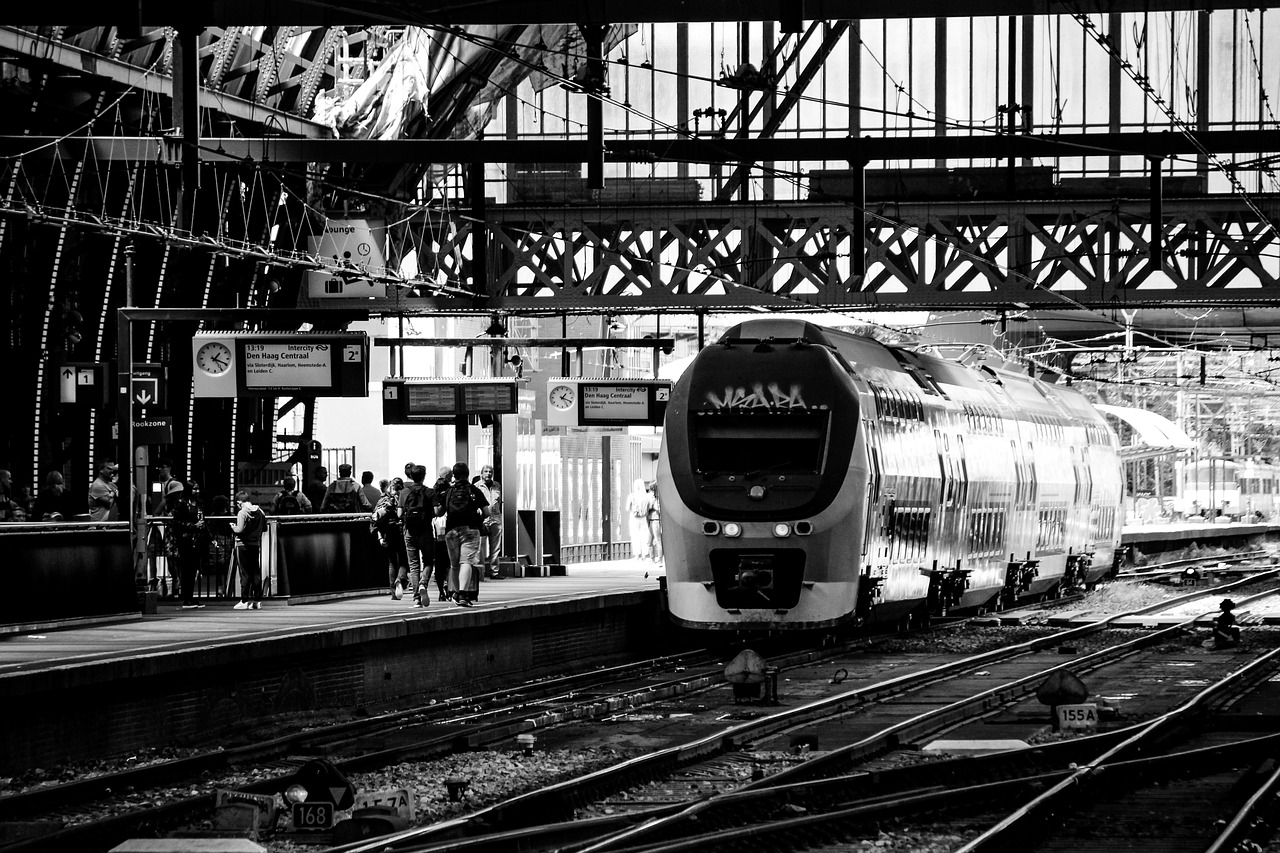 Image - train station central amsterdam