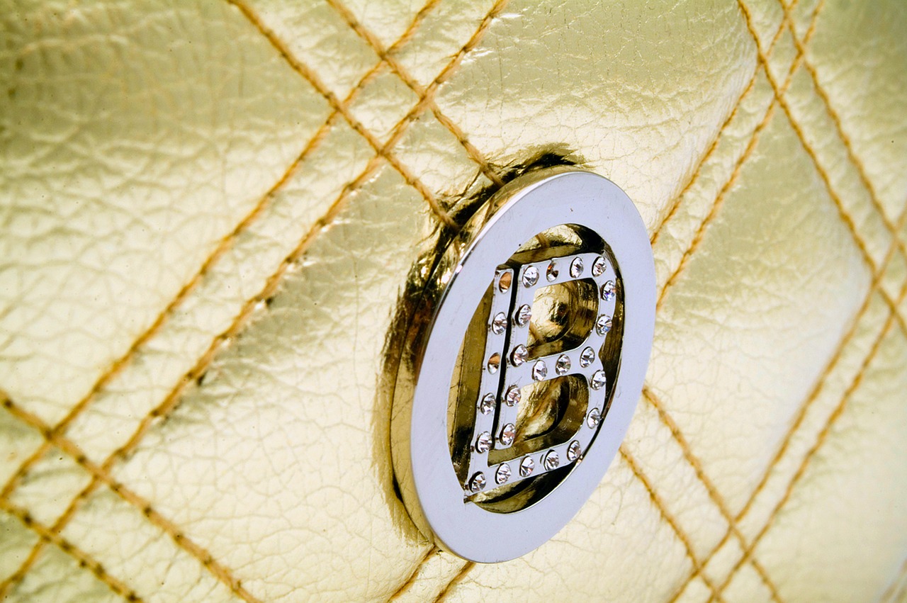 Image - bag design fashion gold glamour