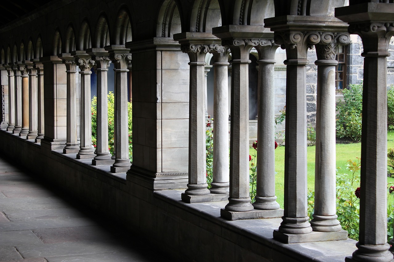 Image - monastery cloister convent gothic