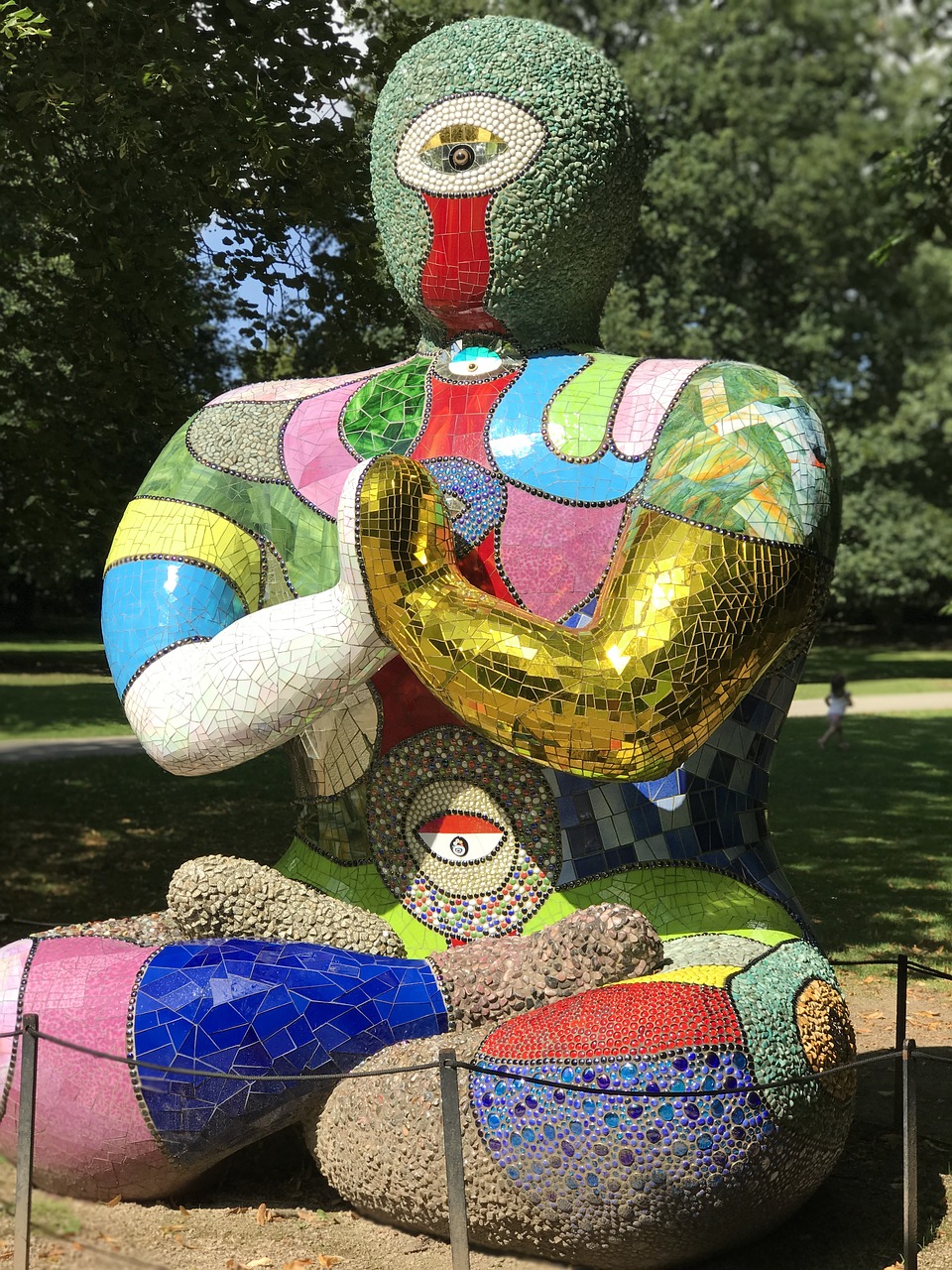 Image - budda ysp sculpture yorkshire