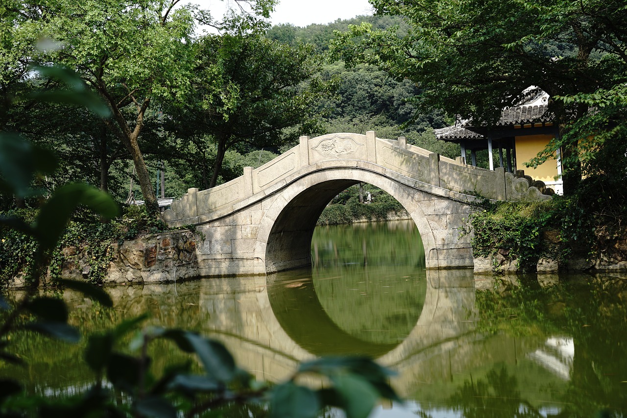 Image - yuantouzhu wuxi taihu lake