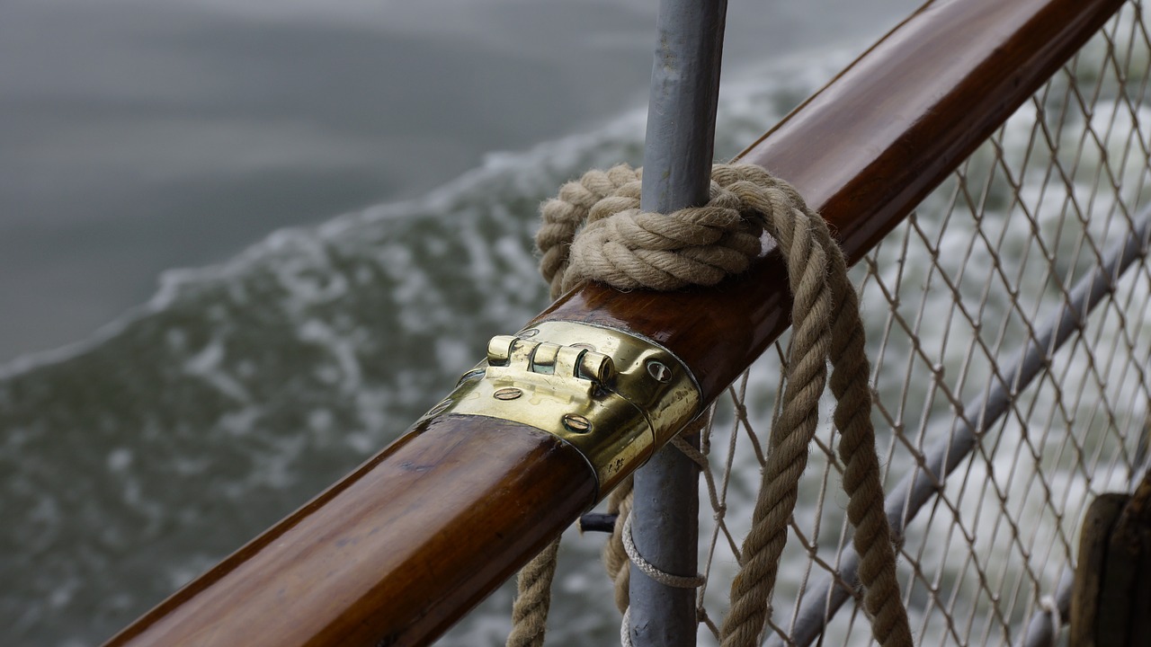 Image - railing dew ship traffic jams