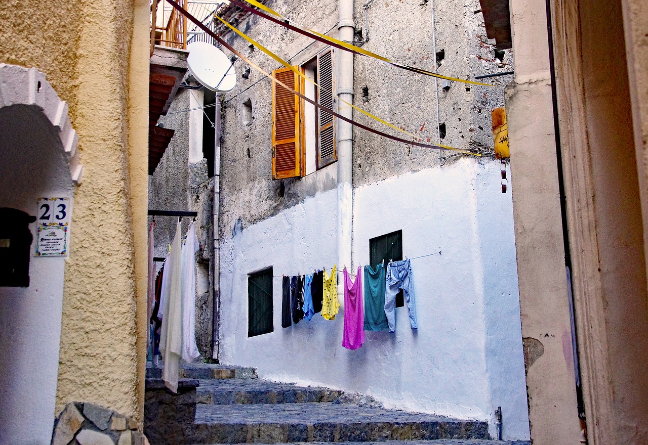 Image - alley country old town scalea