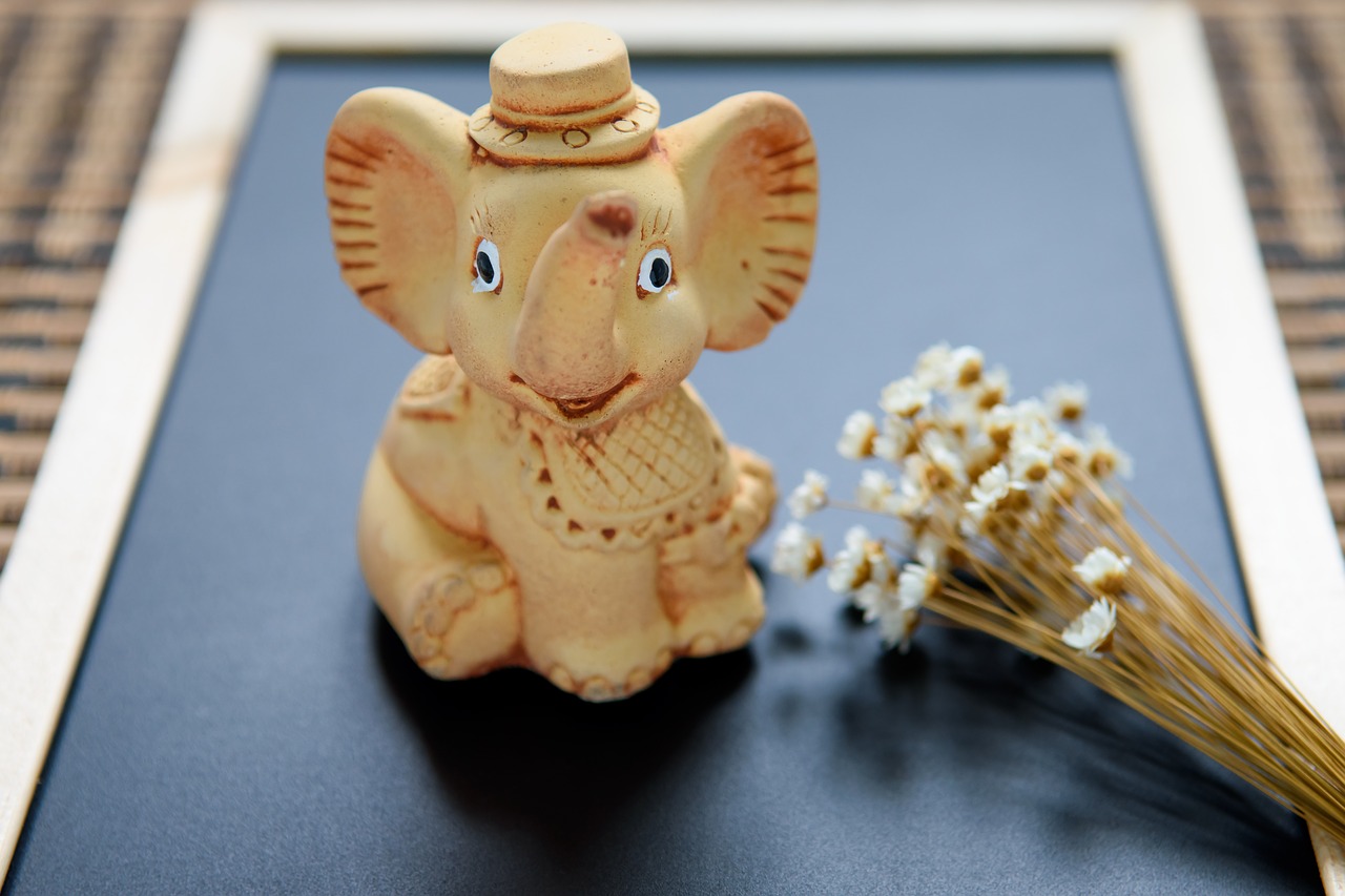 Image - statue elephant flowers bright