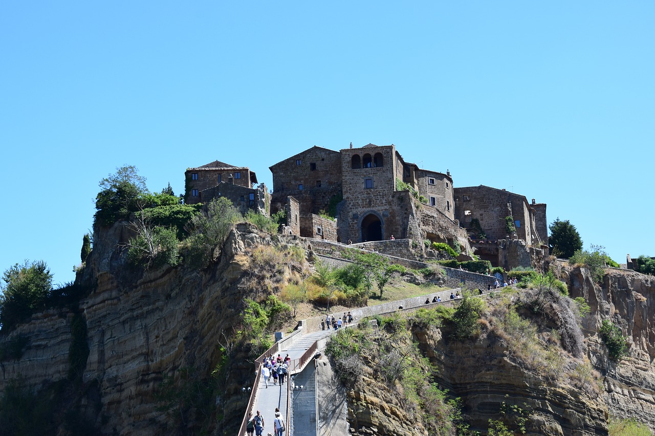 Image - civita bagnoregio lazio italy