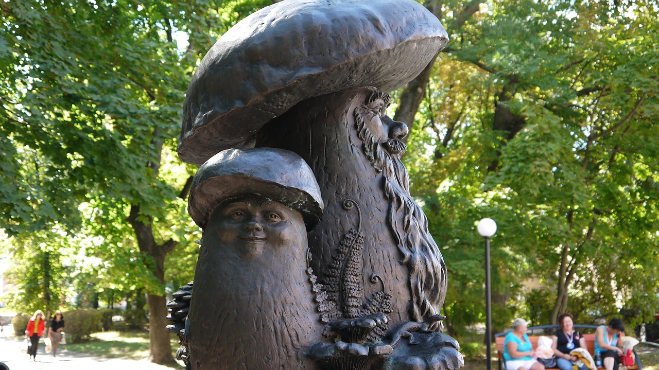 Image - ryazan russia mushrooms sculpture