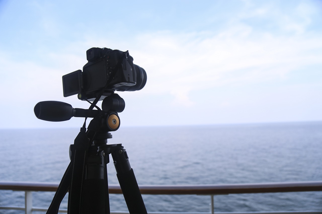 Image - camera tripod sea front ocean sea