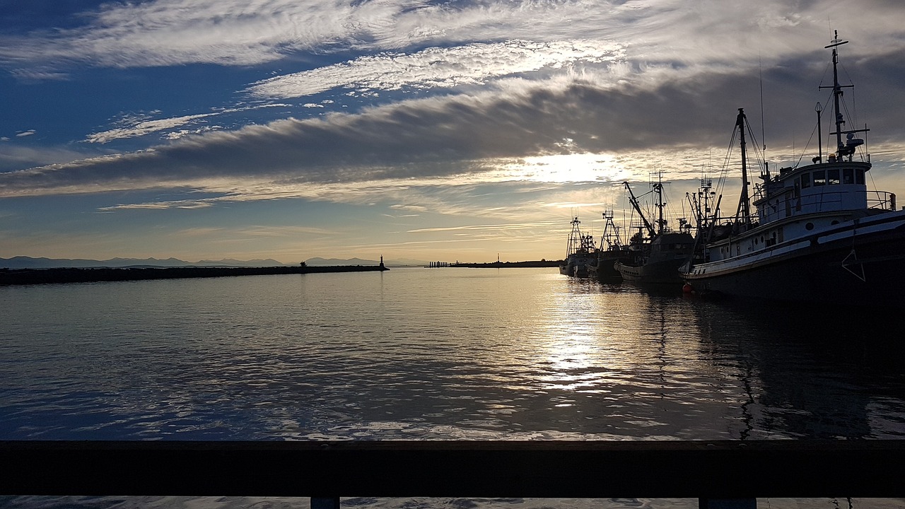 Image - ships water docks sunset