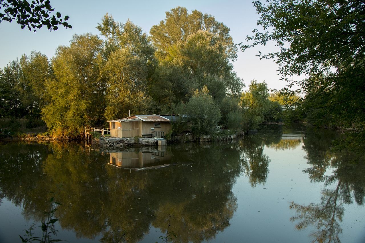 Image - houseboat lake pond nature water