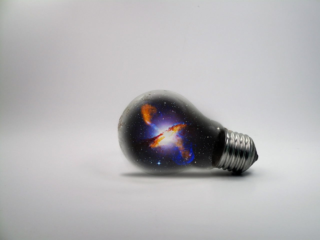 Image - bulb galaxy space universe