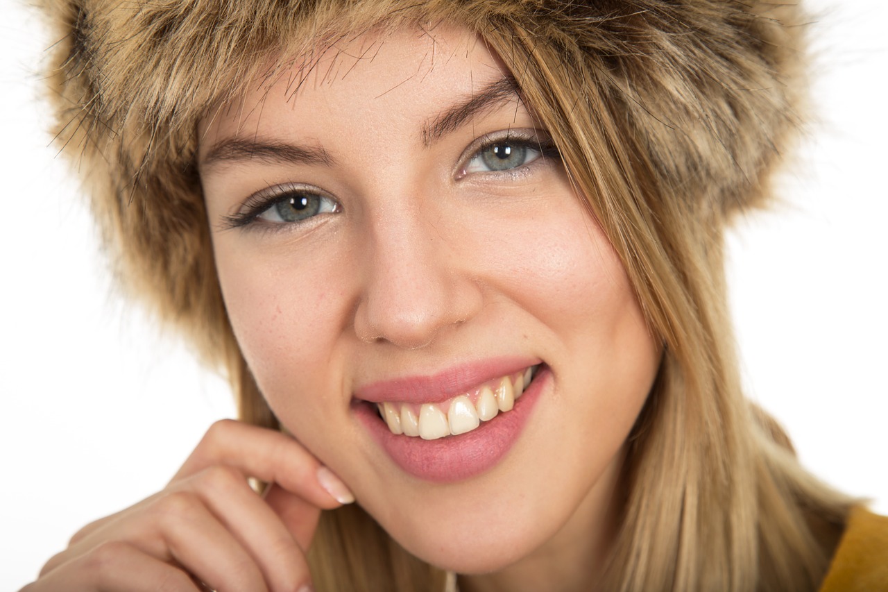 Image - laugh smile model mannequin