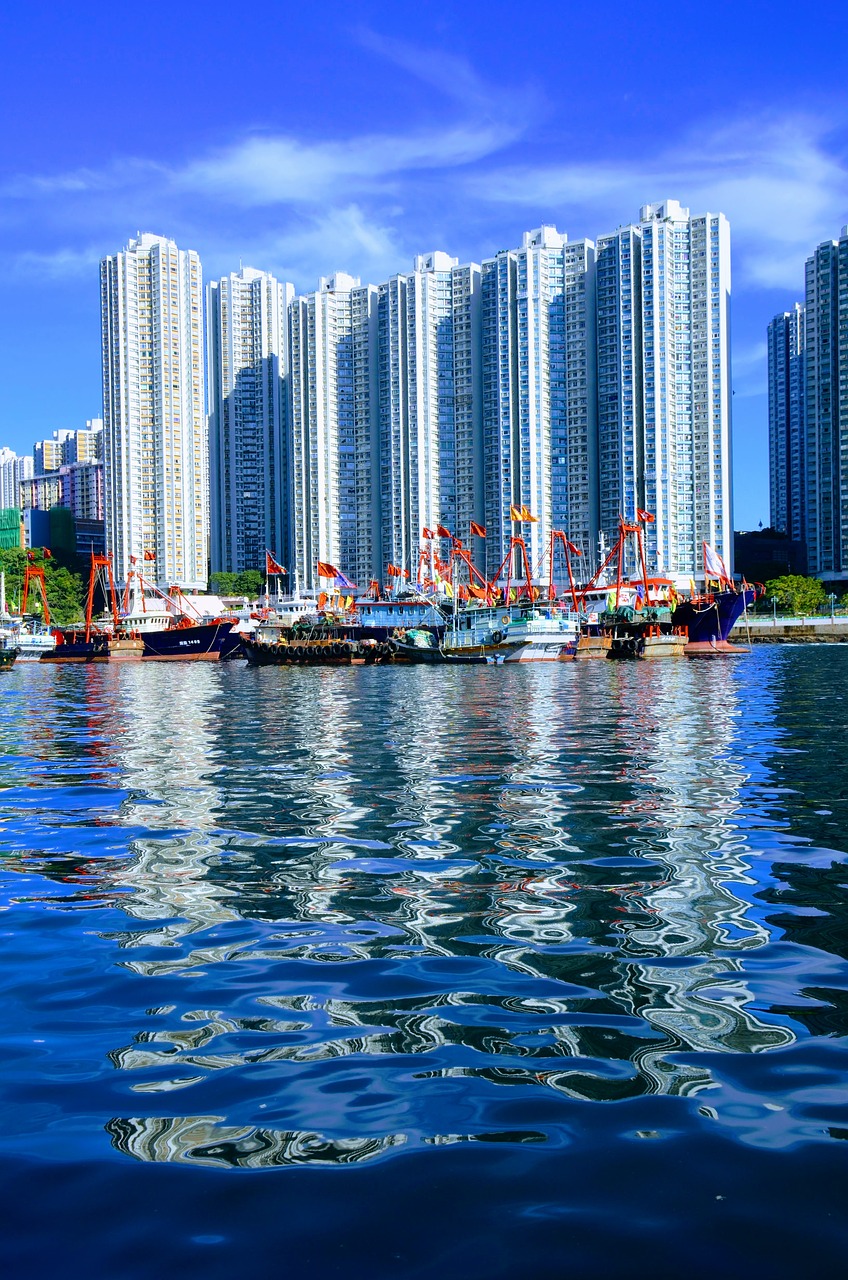 Image - hong kong skyscraper reflection
