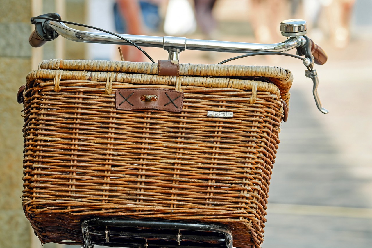 Image - bicycle basket basket wicker basket