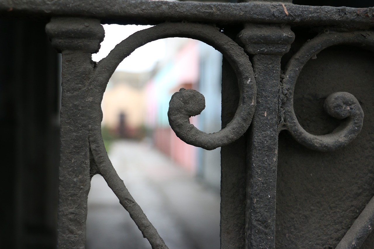 Image - city lime bars peru antiques