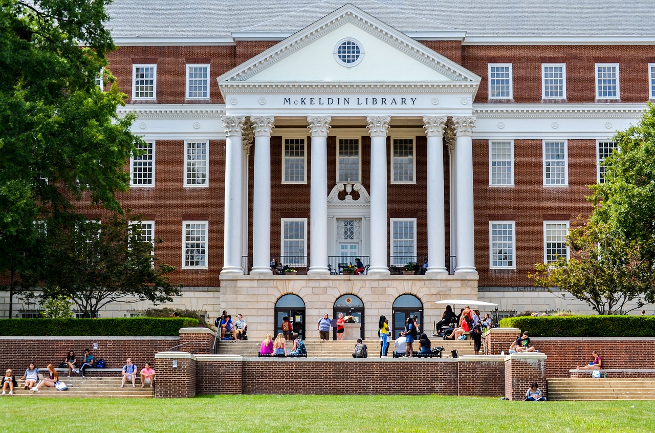 Image - university old building campus