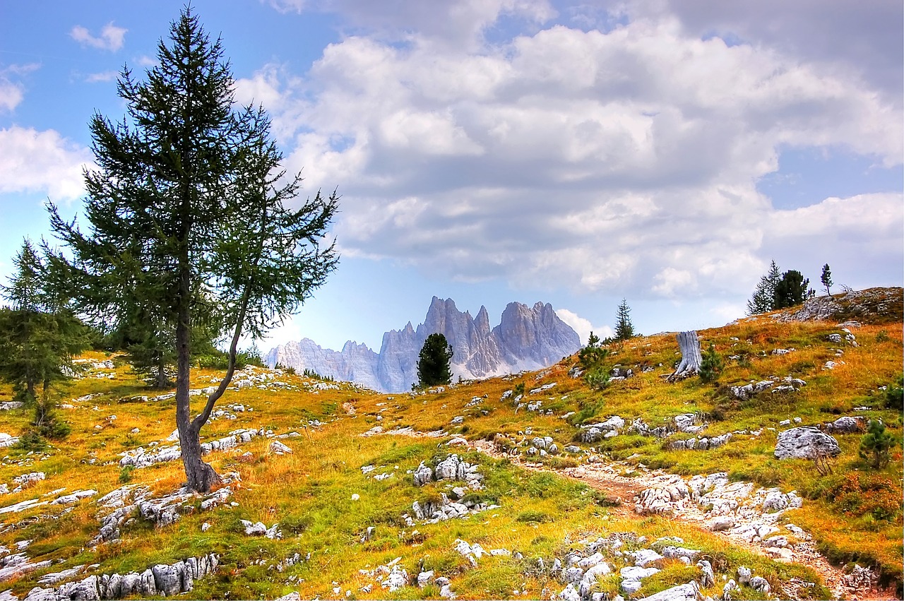 Image - dolomites mountains italy