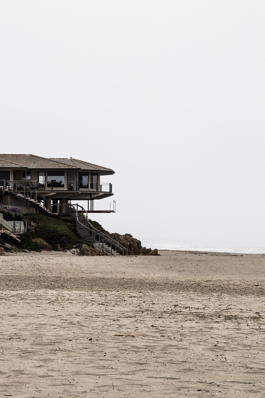 Image - beach home modern expensive empire