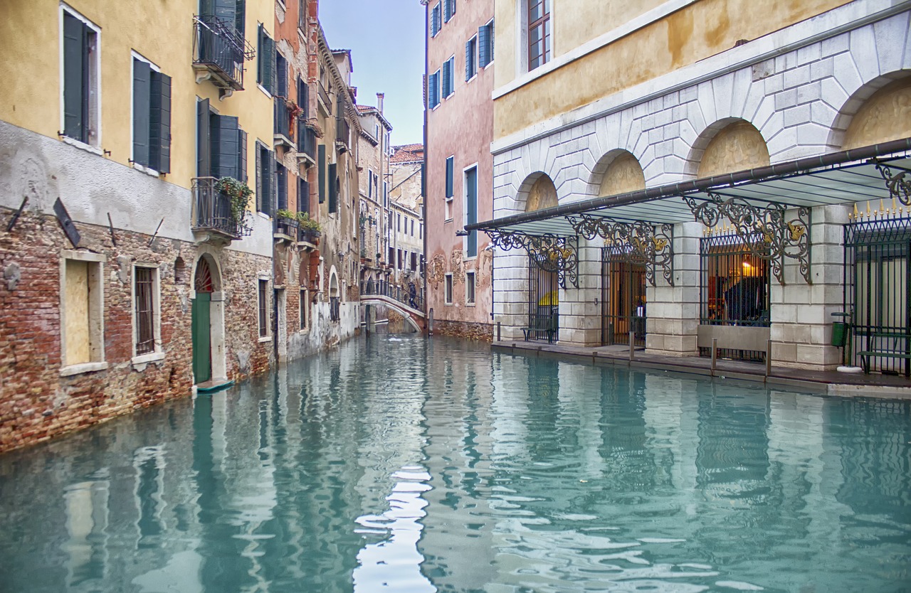 Image - venice city water italy building