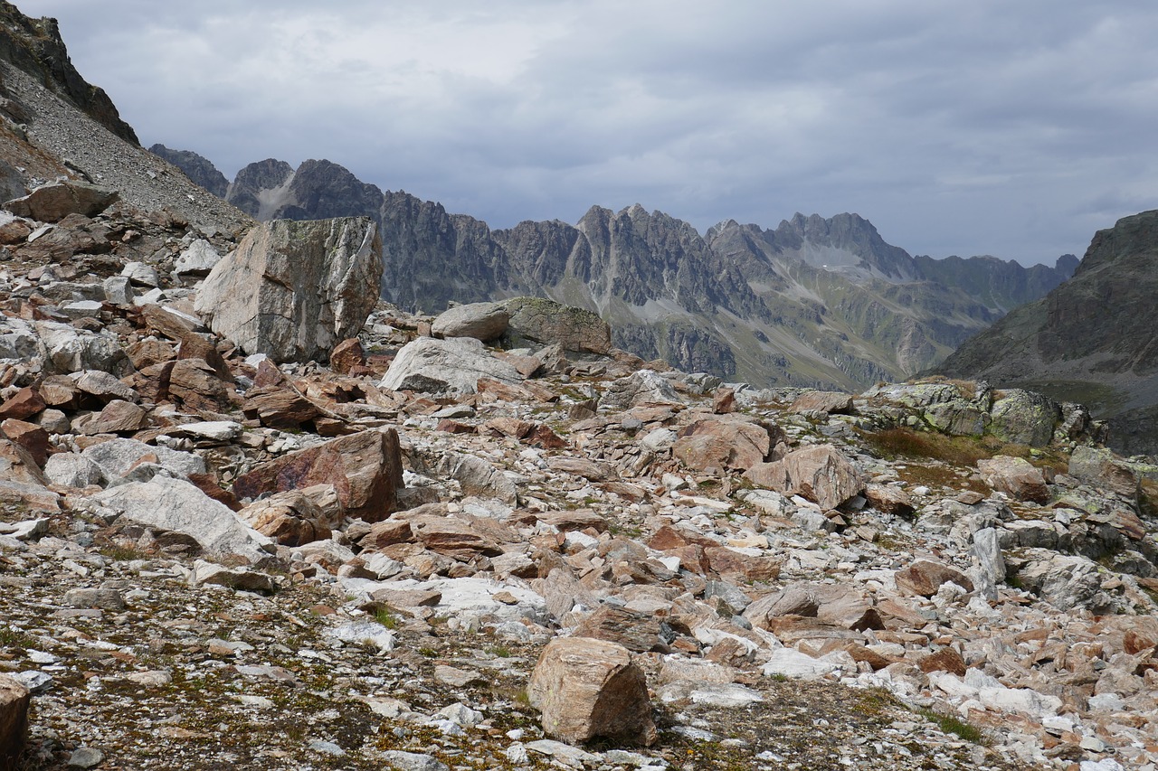 Image - mountains clouds alpine