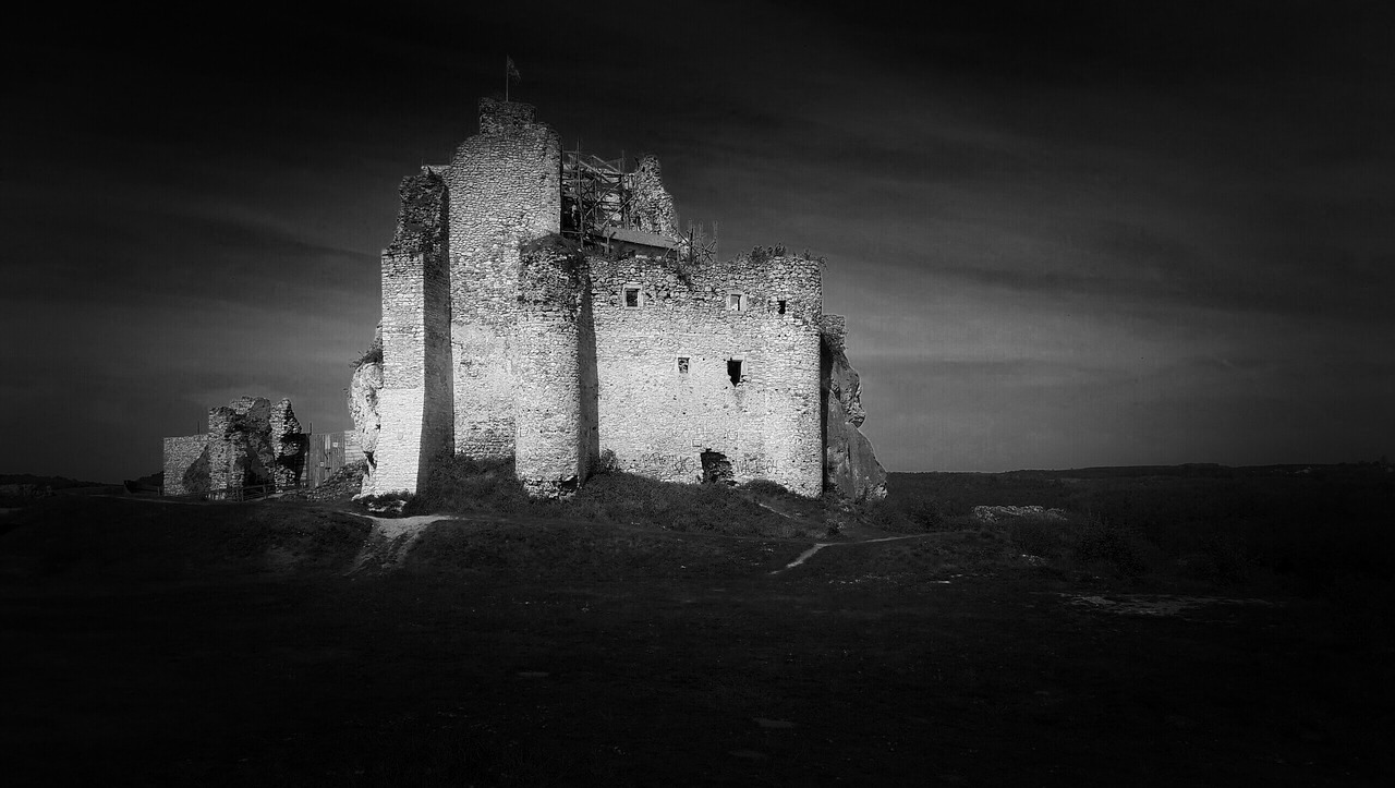 Image - castle mirow on stage