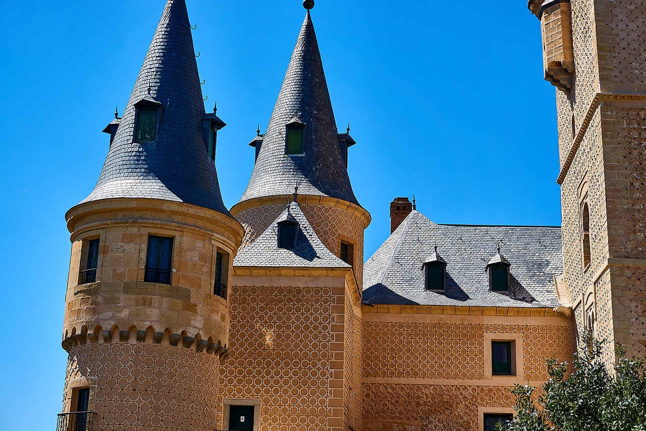 Image - spain segovia fortress castle wall