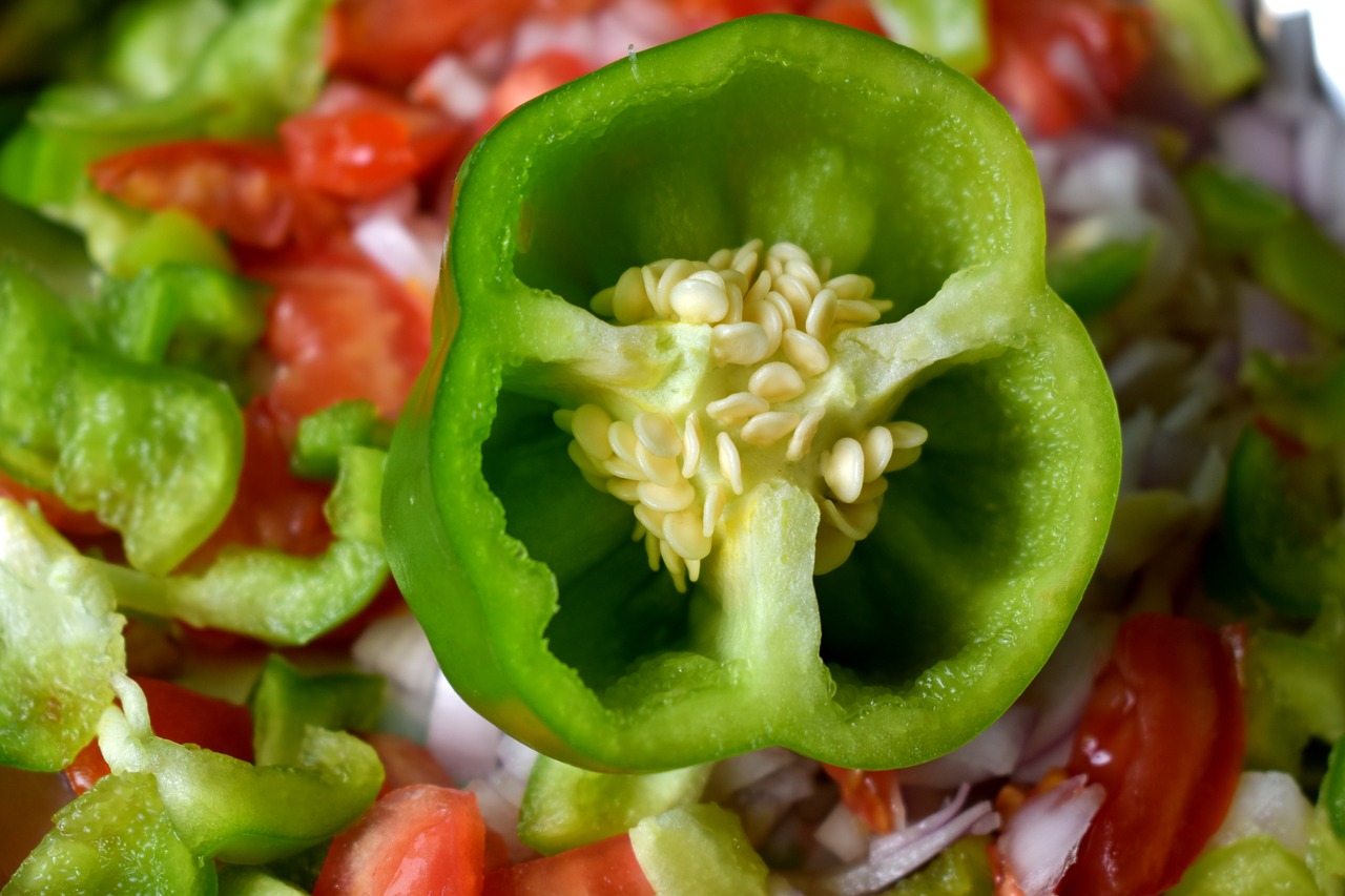 Image - capsicum tomato onion sliced salad