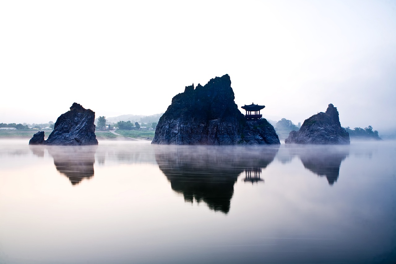 Image - section water lake sky fog rock