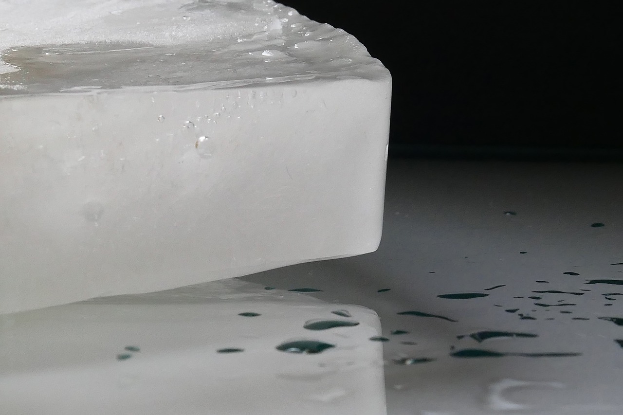 Image - ice ice cold block of ice frozen