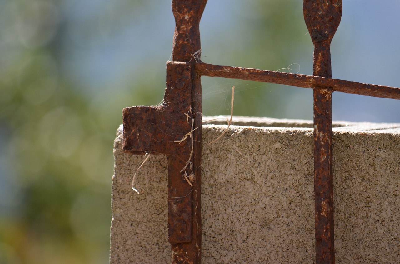 Image - oxide fence time