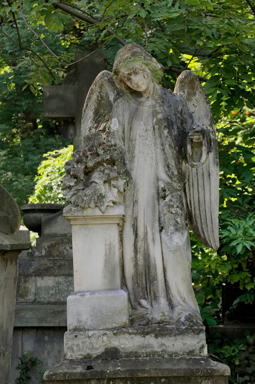 Image - cemetery sculpture the tomb of